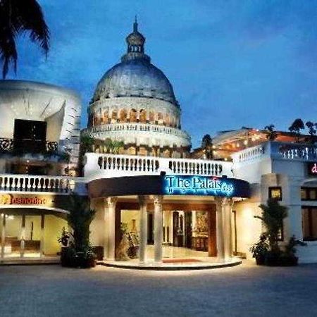 The Palais Hotel Dago Бандунг Екстериор снимка